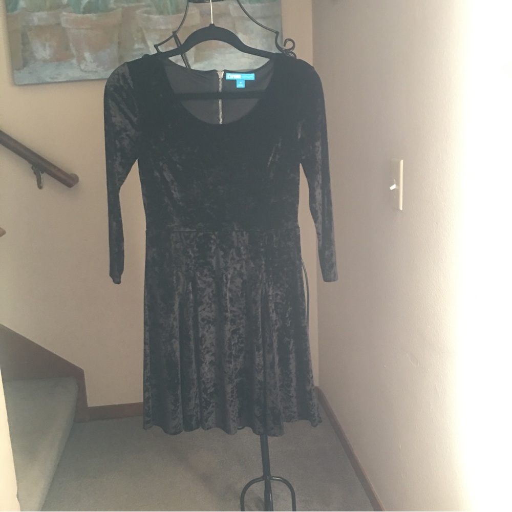 L’Amour Nanette Lepore M Black Velvet Skater Dress